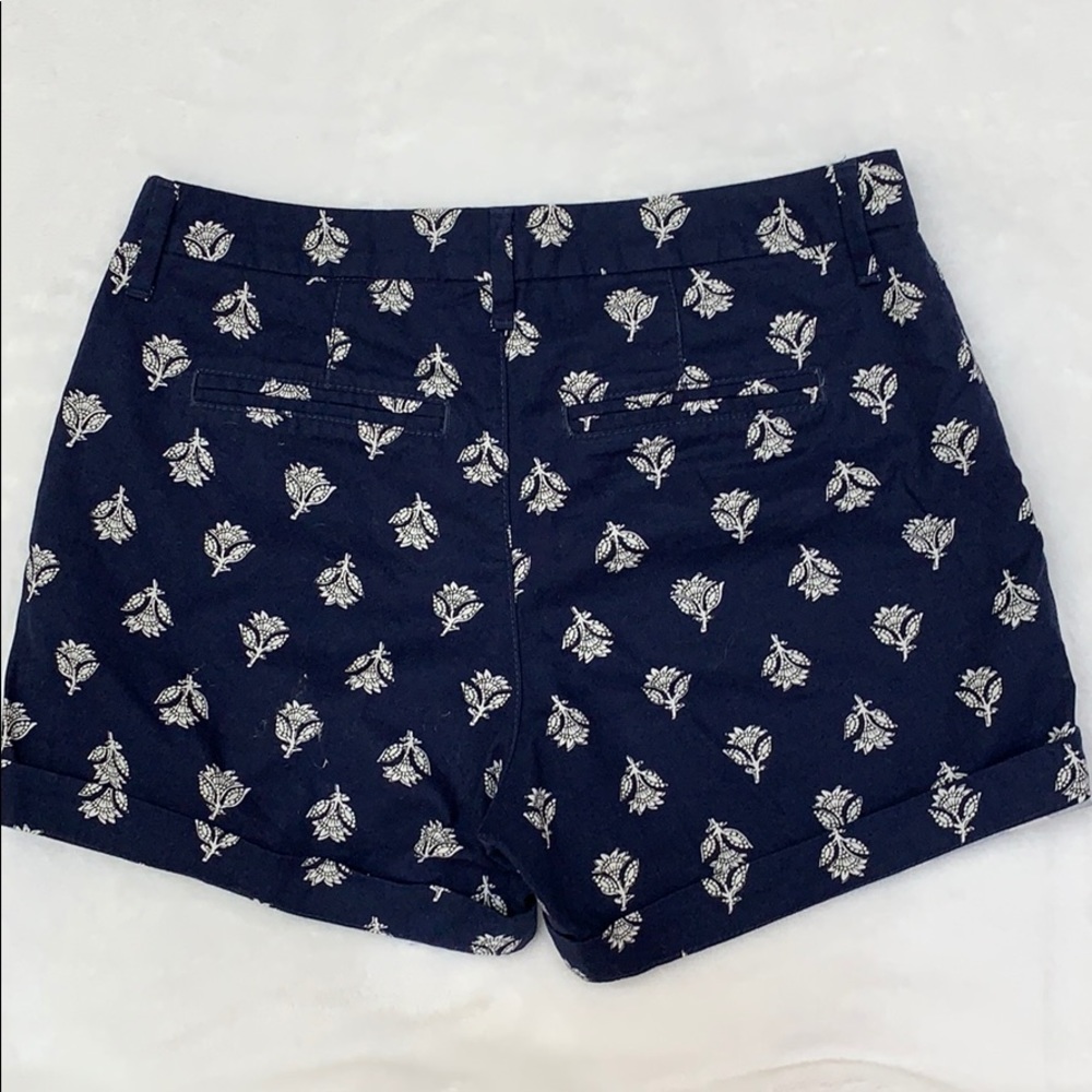 Patterned shorts - Picture 2 of 2